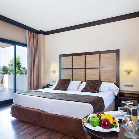 Aparthotel Attica 21 Valles Sabadell Exteriér fotografie