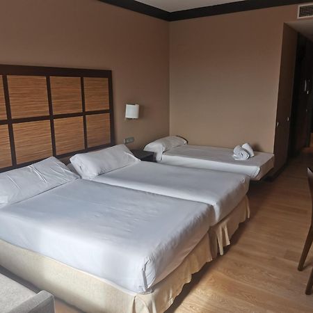 Aparthotel Attica 21 Valles Sabadell Exteriér fotografie