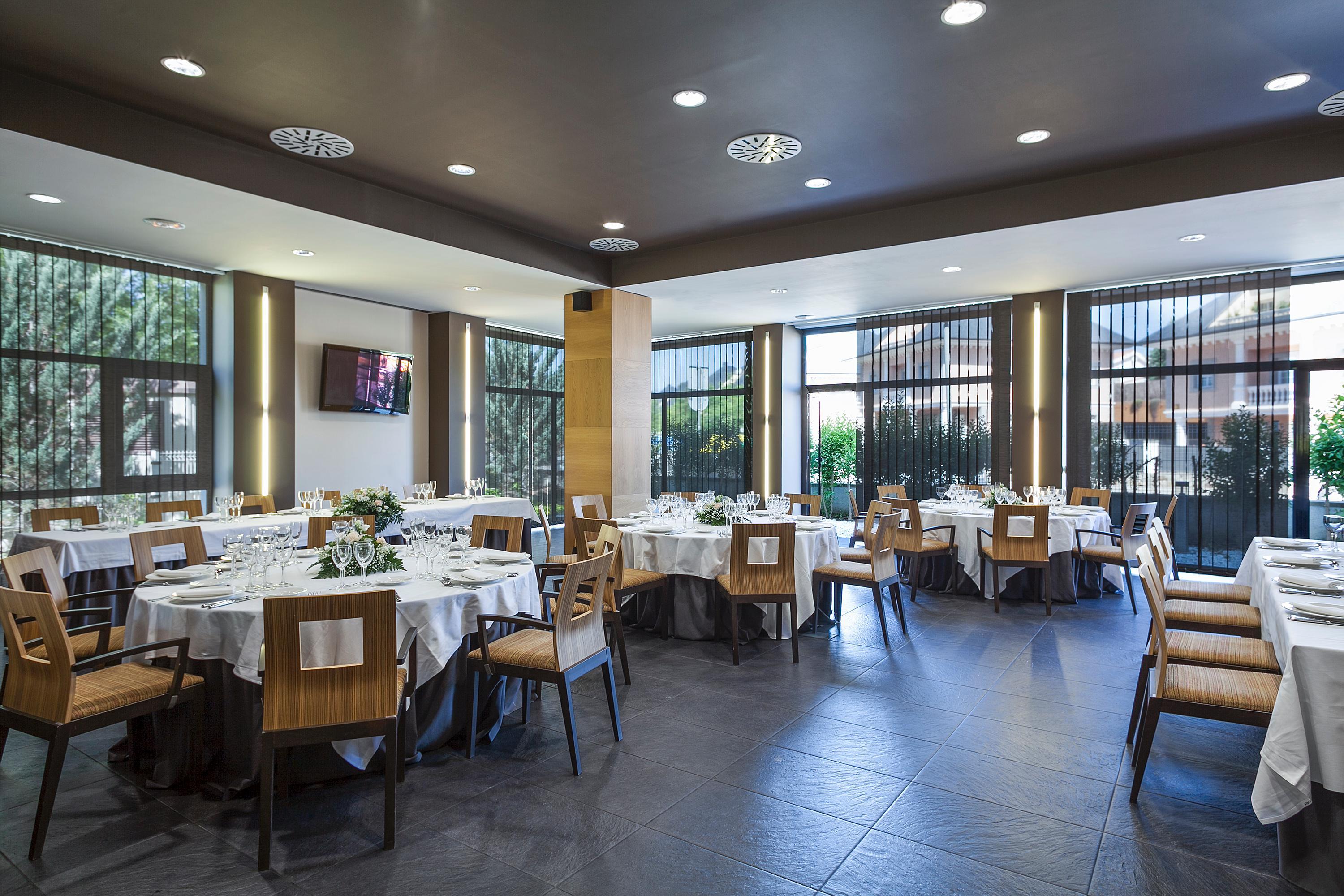 Aparthotel Attica 21 Valles Sabadell Exteriér fotografie